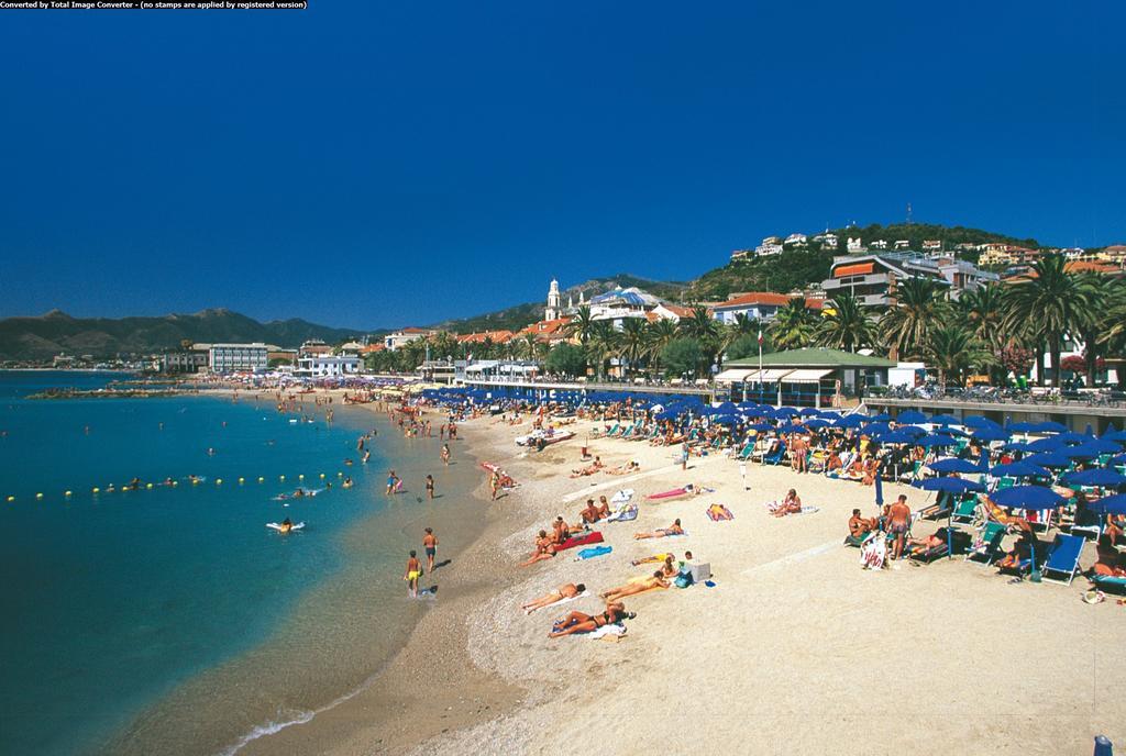 Hotel Casella Pietra Ligure Chambre photo